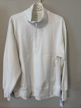 Old Navy womens White Half-Zip Pullover. Oversized.